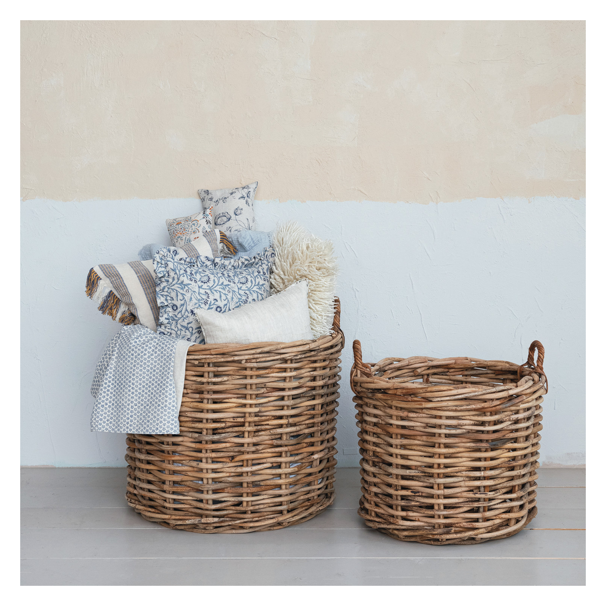 Woven Rattan Baskets With Handles Set 02 context